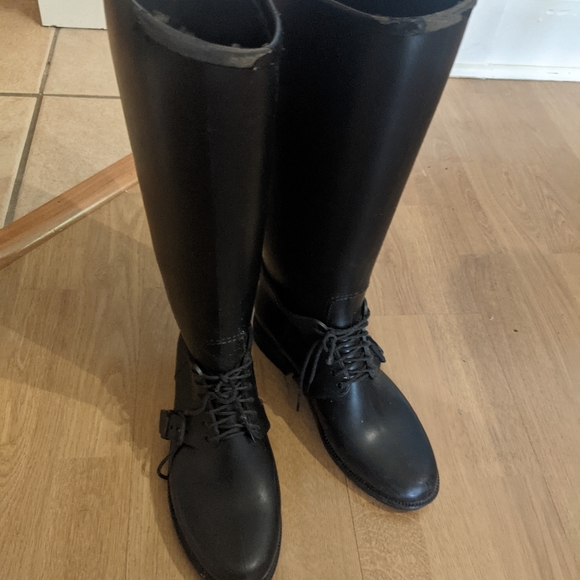 VINTAGE NINE WEST Rain boots! - Picture 5 of 5